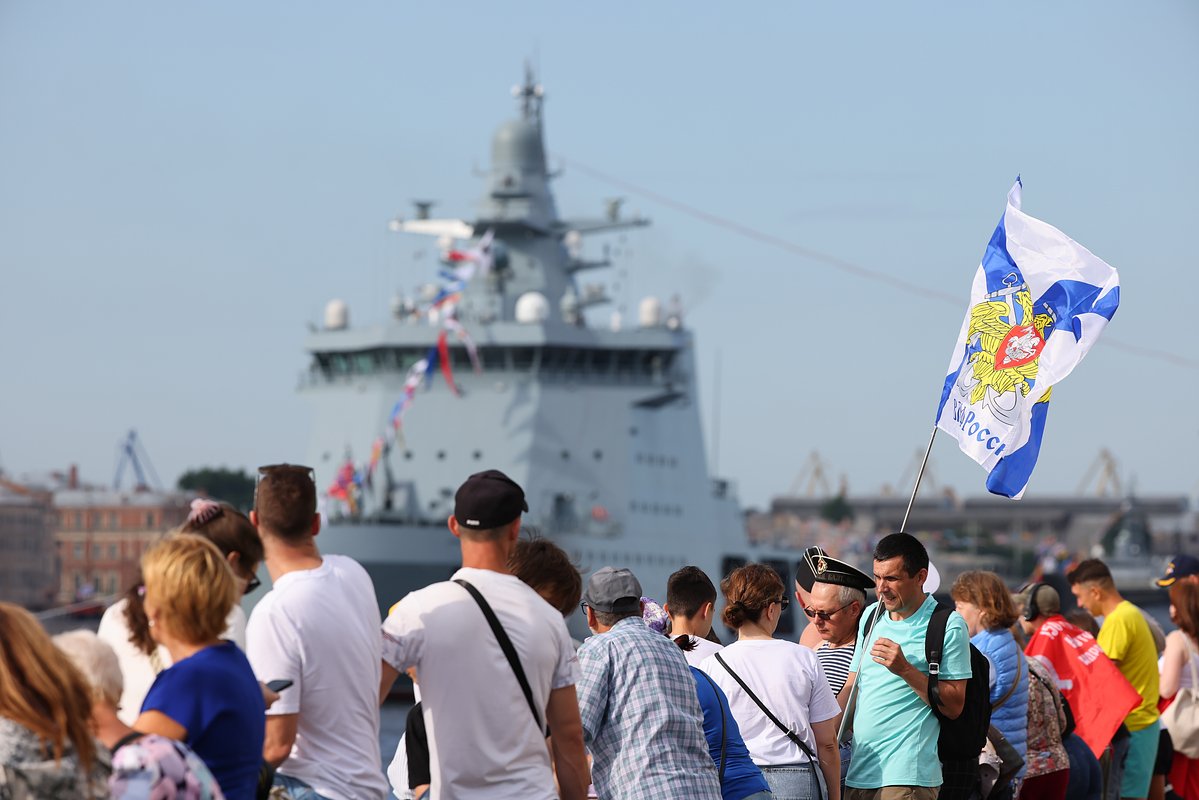 Ни парада, ни салюта в Санкт-Петербурге на День ВМФ не будет