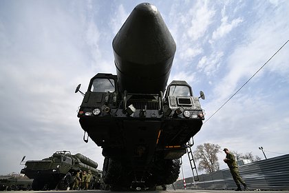 Российская армия обрушила на военную инфраструктуру Украины мощнейший комбинированный удар. В стране горят заводы и склады оружия