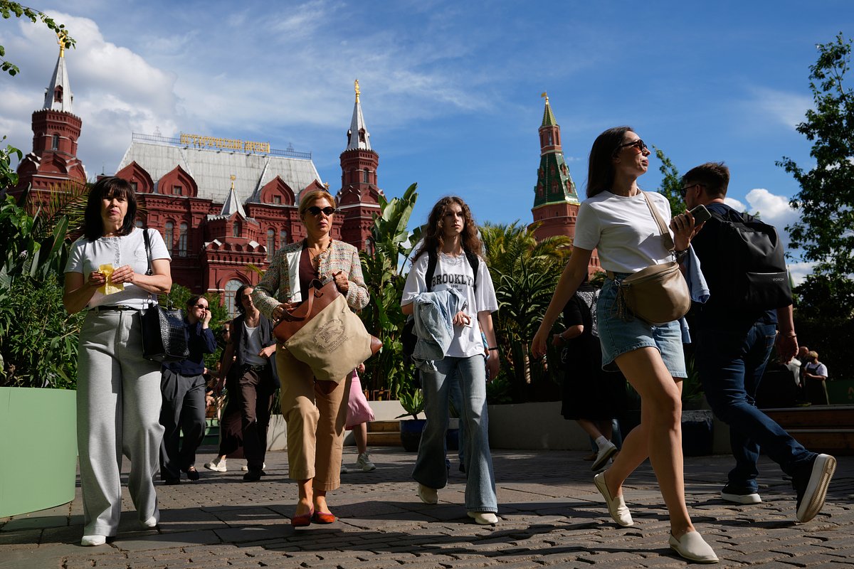 Манежная площадь в Москве, 24 июня 2026 года