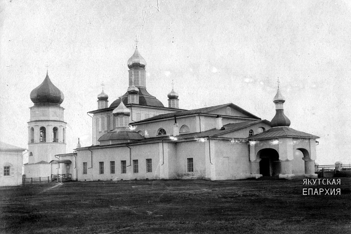 Троицкий кафедральный собор в Якутске