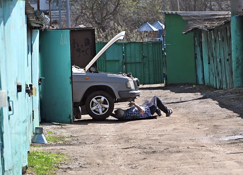 Putin Signs Law Extending 'Garage Amnesty' to 2031