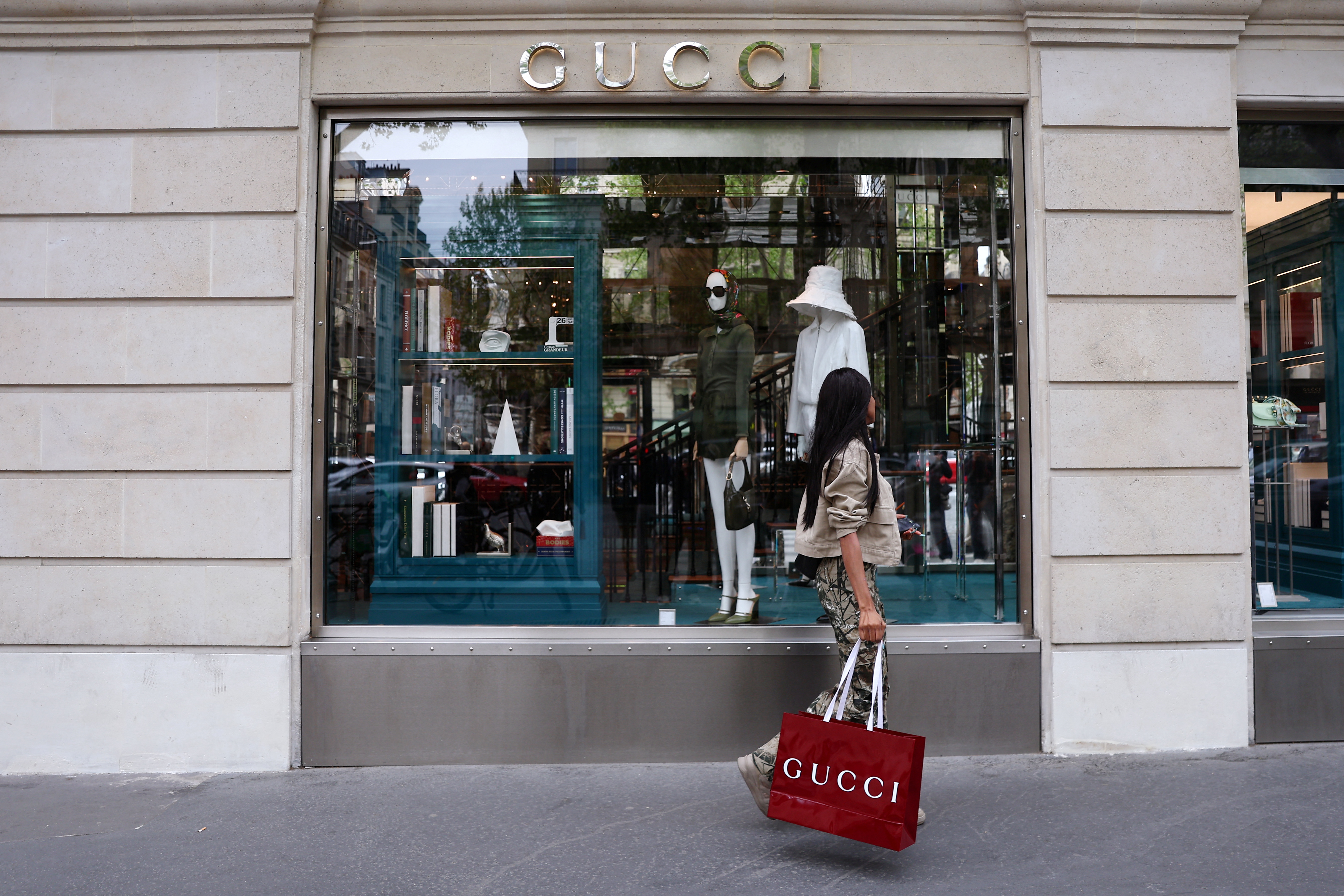 Gucci&nbsp; � Balenciaga ����� ��������� ��� �������