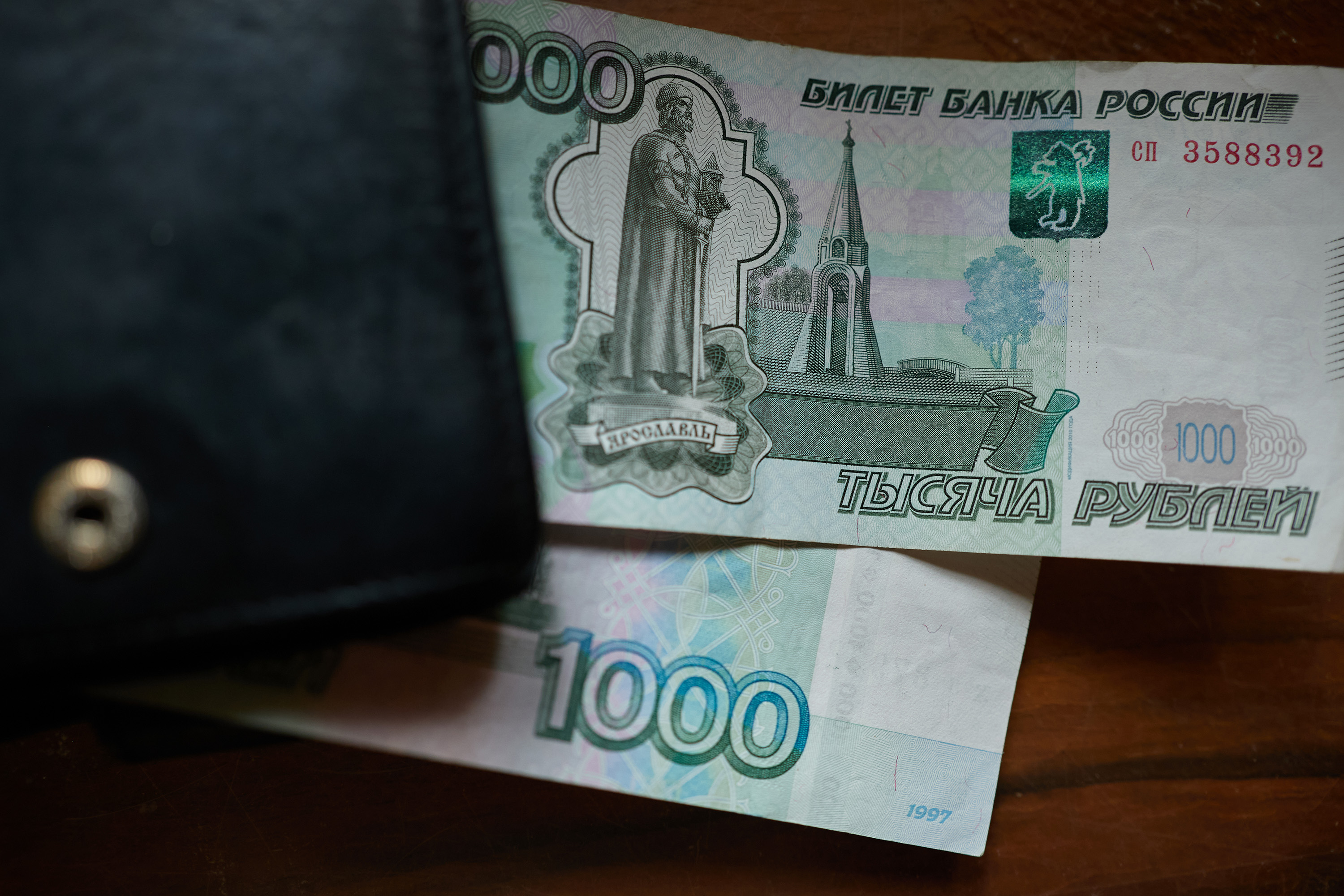 Russian Central Bank deepfake promotes war bond hoax