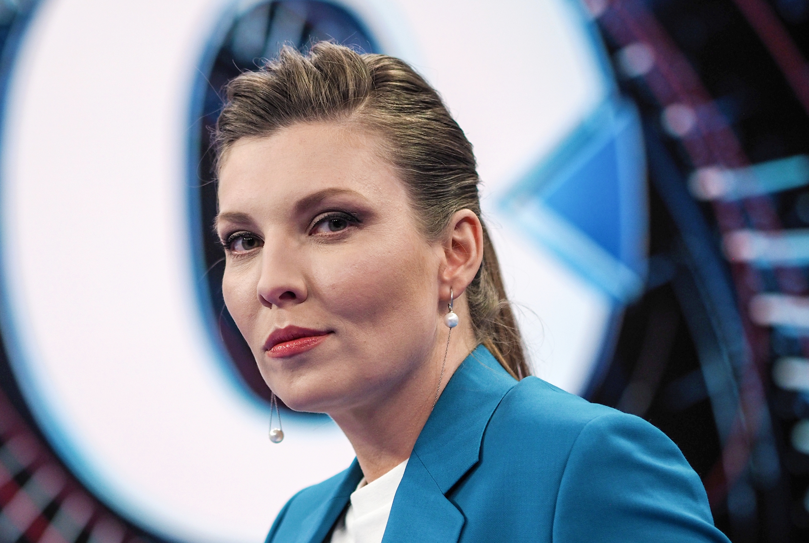 Olga Skabeyeva Questions Volodymyr Zelensky Over Defence