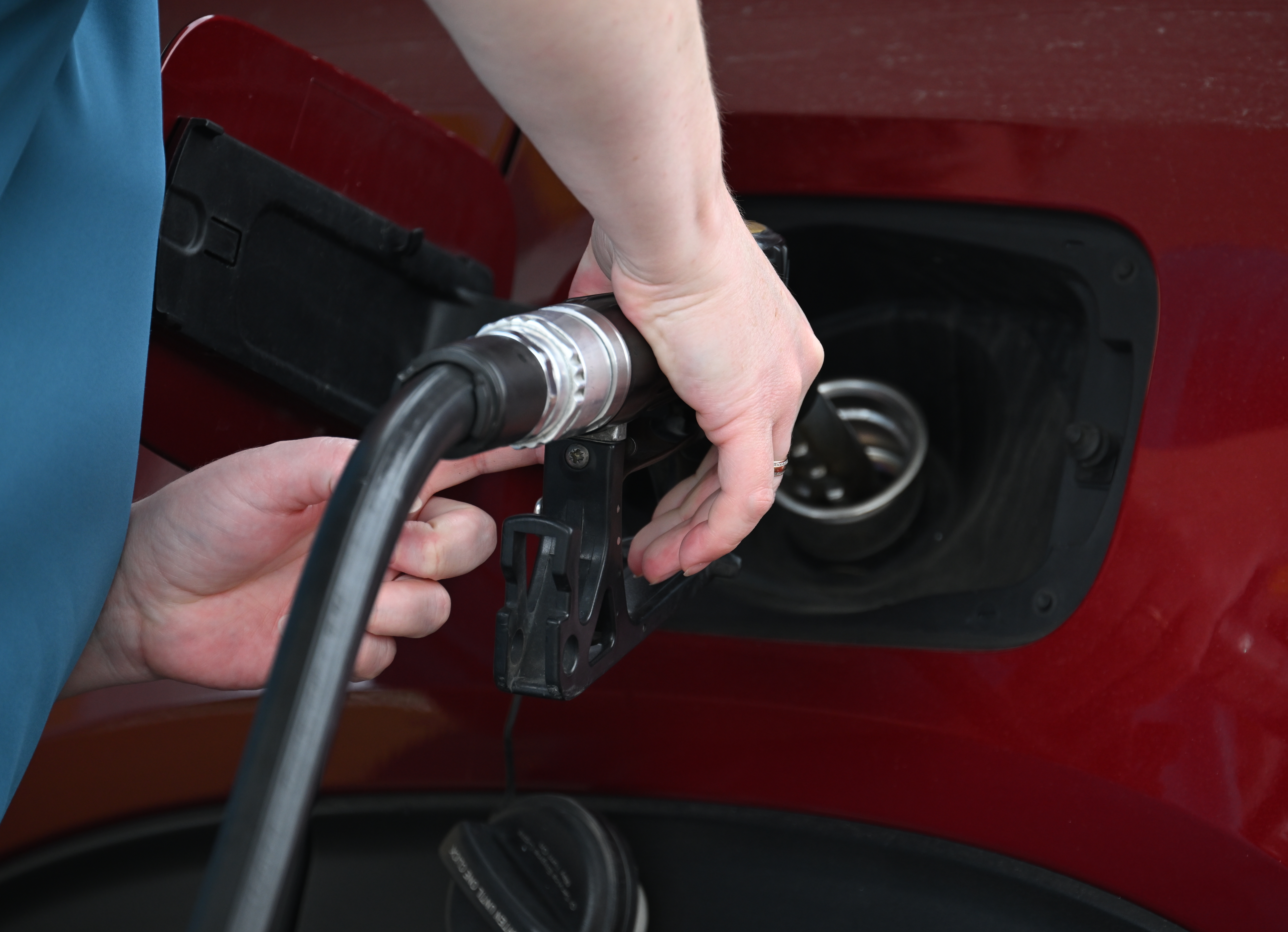 Russia permits sale of Euro-2, Euro-3 and Euro-4 gasoline