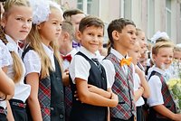 Как собрать ребенка в школу в 2026 году: список покупок и цены
