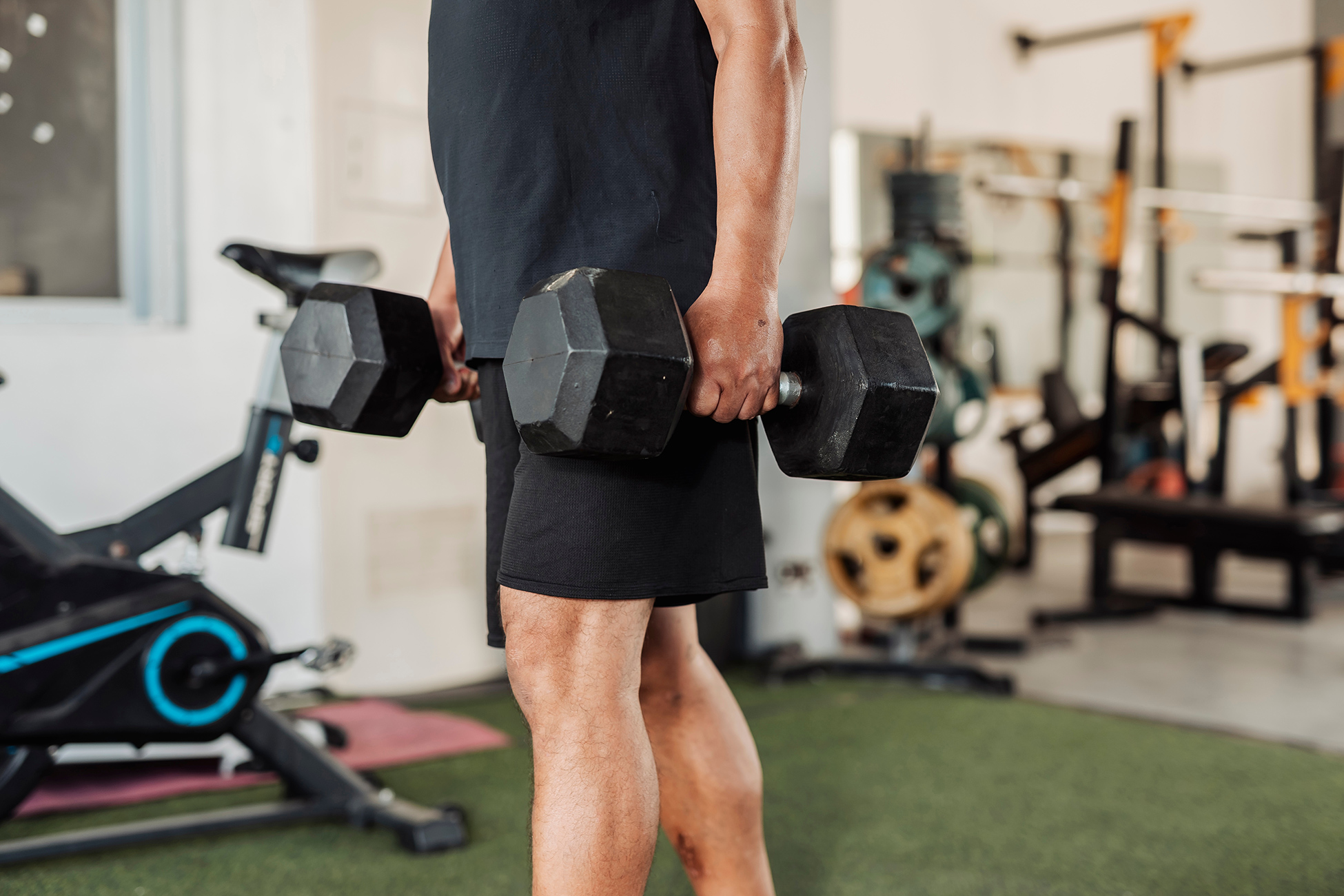 Lee Brown names the best exercises for a flat stomach