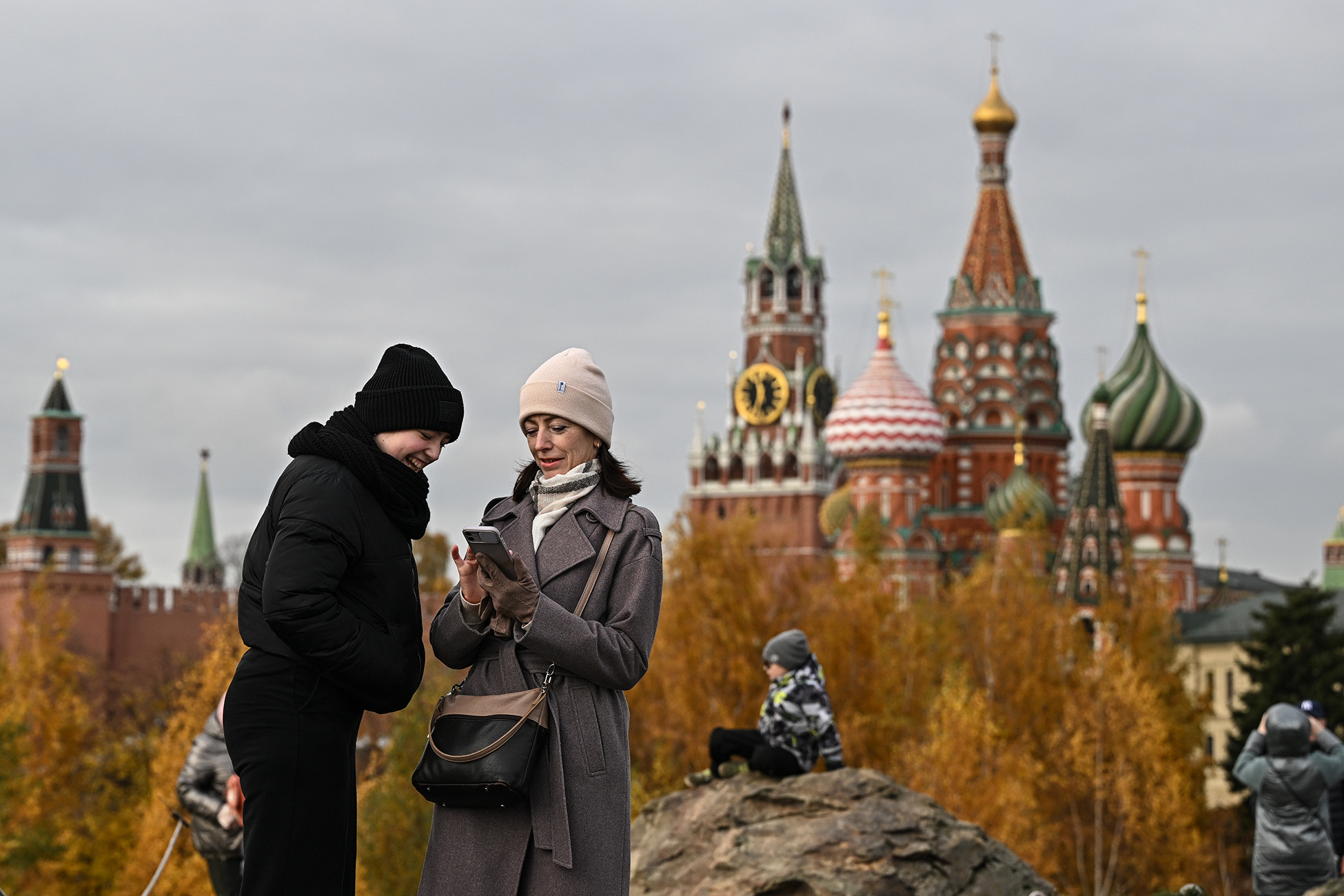 Russian tourists book five main domestic cities for autumn