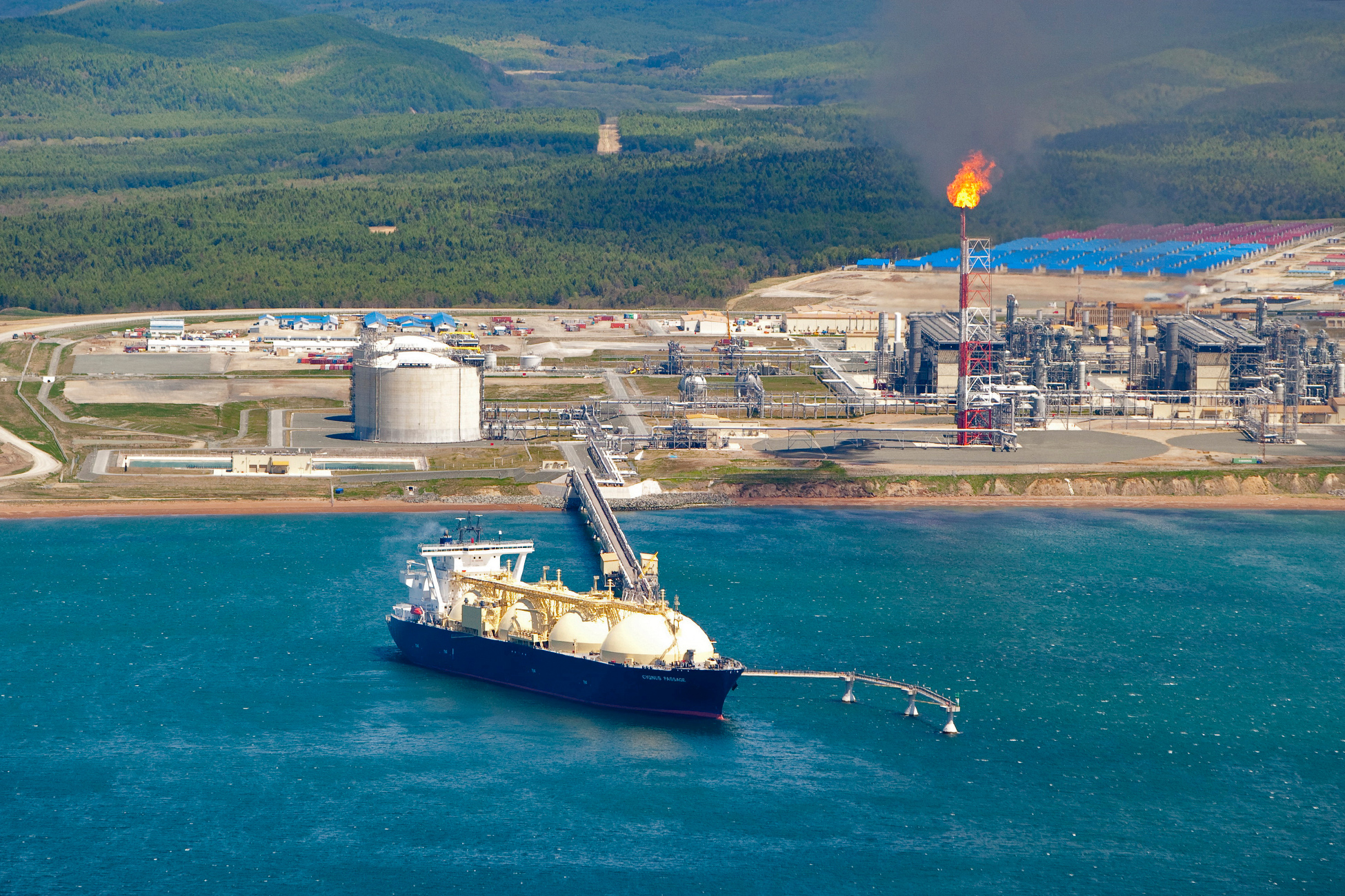 South Korea Urges UK to Exempt Russian LNG Sanctions