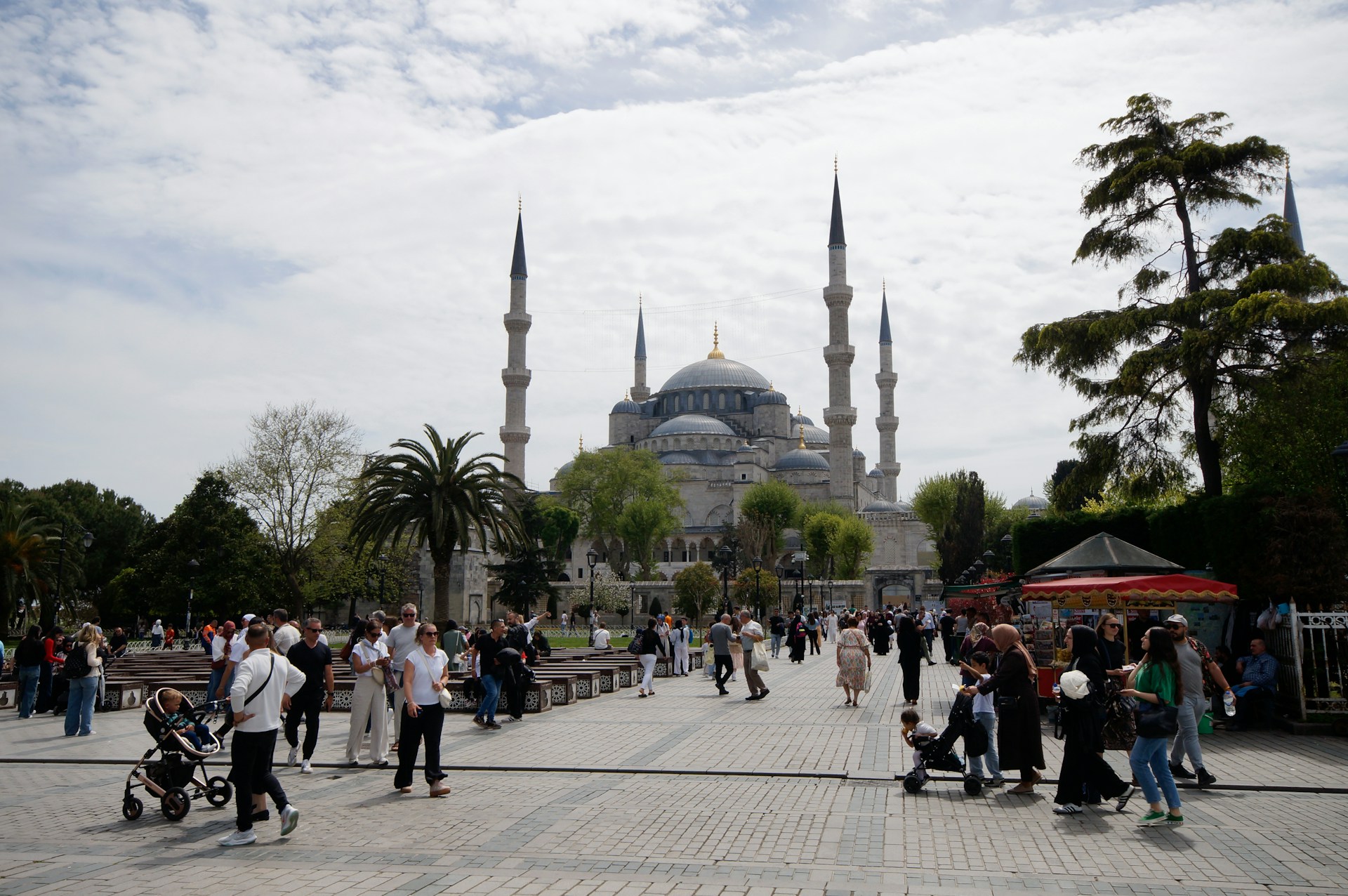 Russian blogger lists most common tourist phrases in Turkey