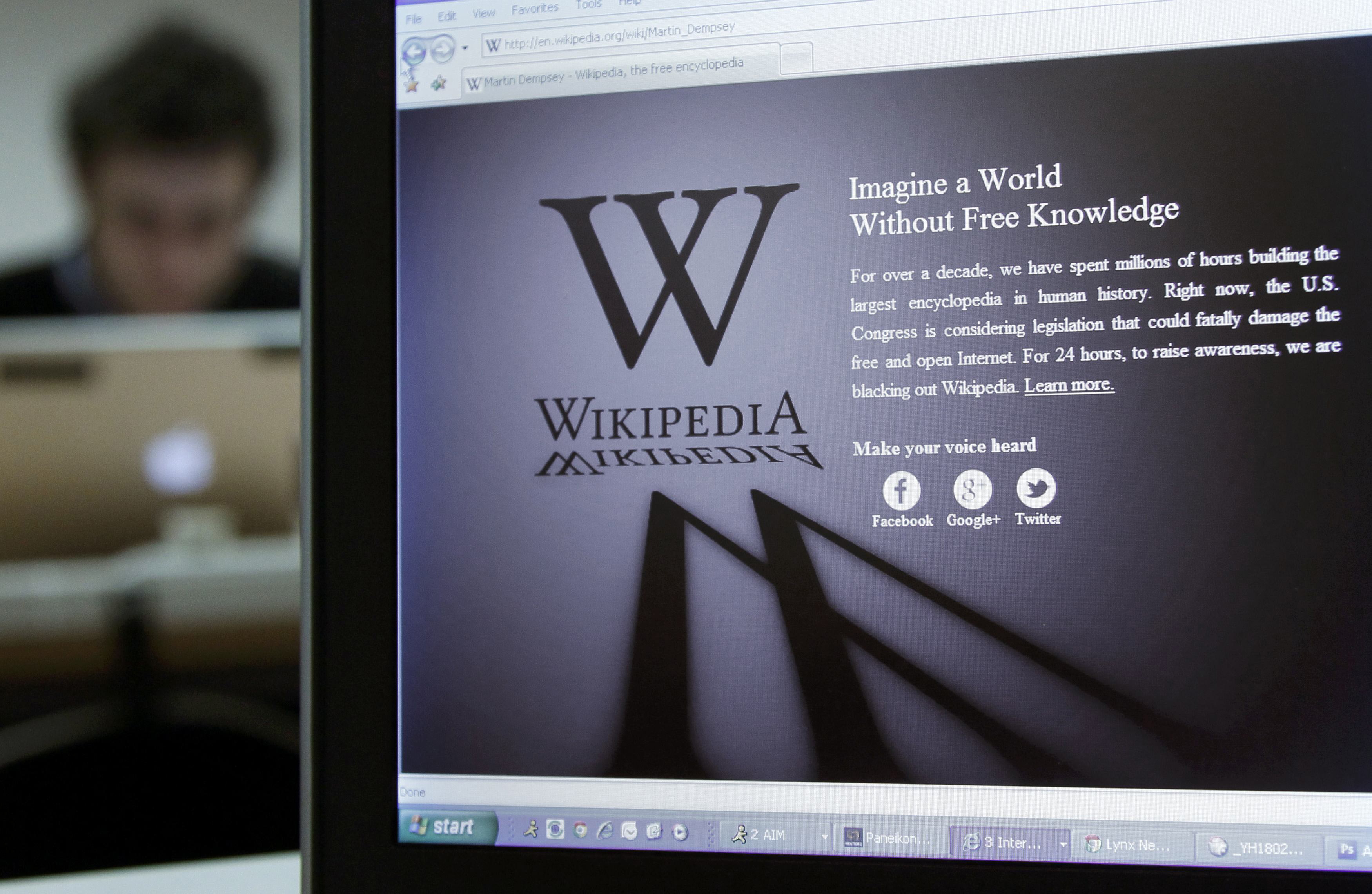 Larry Sanger calls Wikipedia a CIA propaganda organ