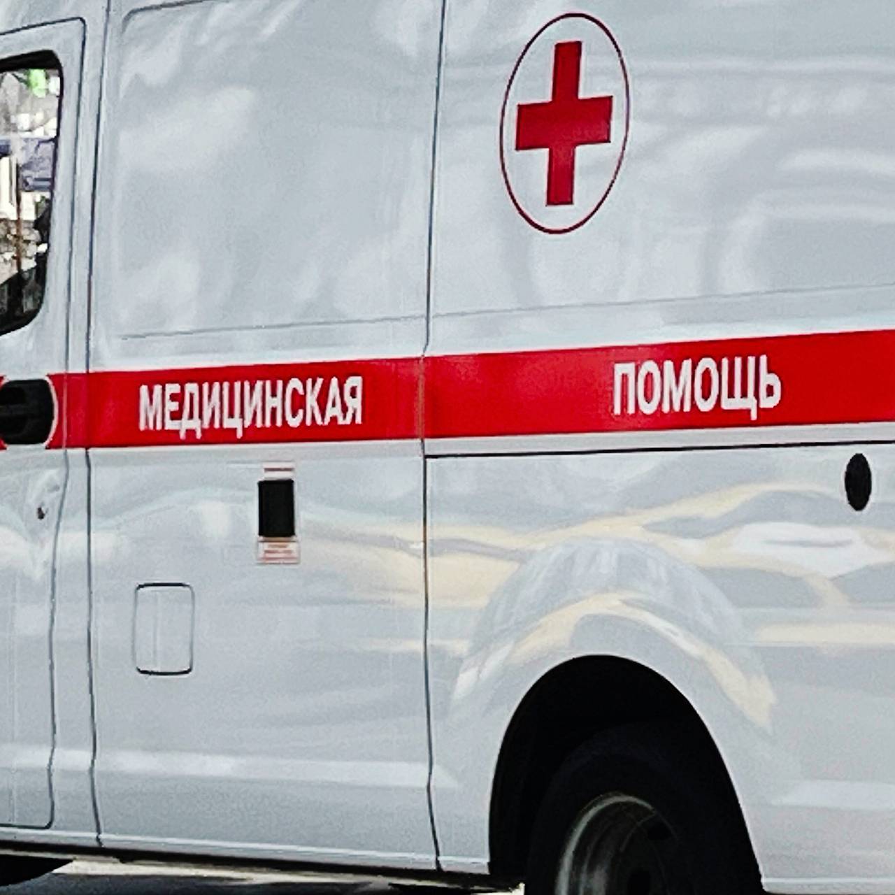 Стало известно о состоянии пострадавших при падении лифта людей