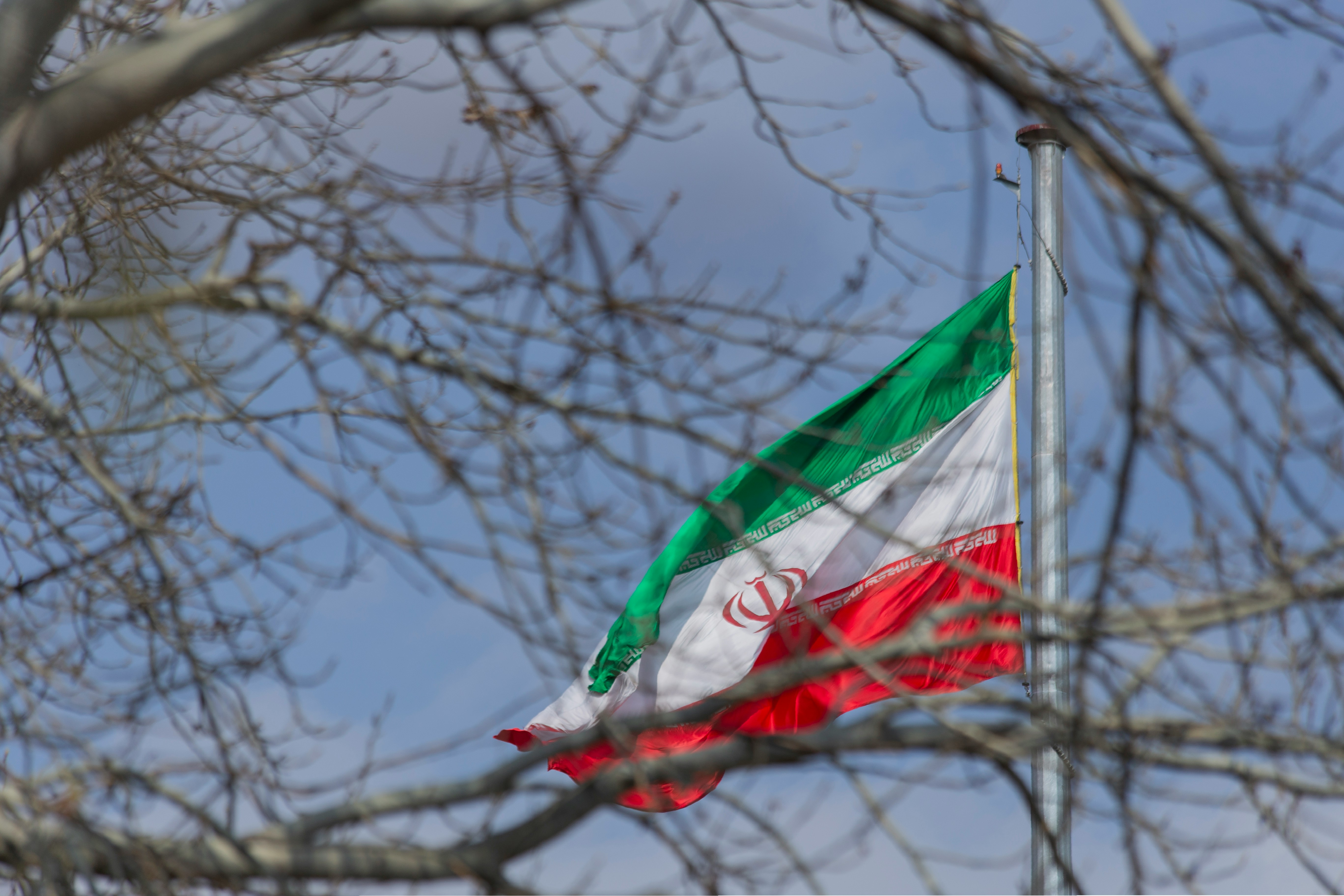 Iran Approves Bill Banning US and Israeli Ships in Hormuz