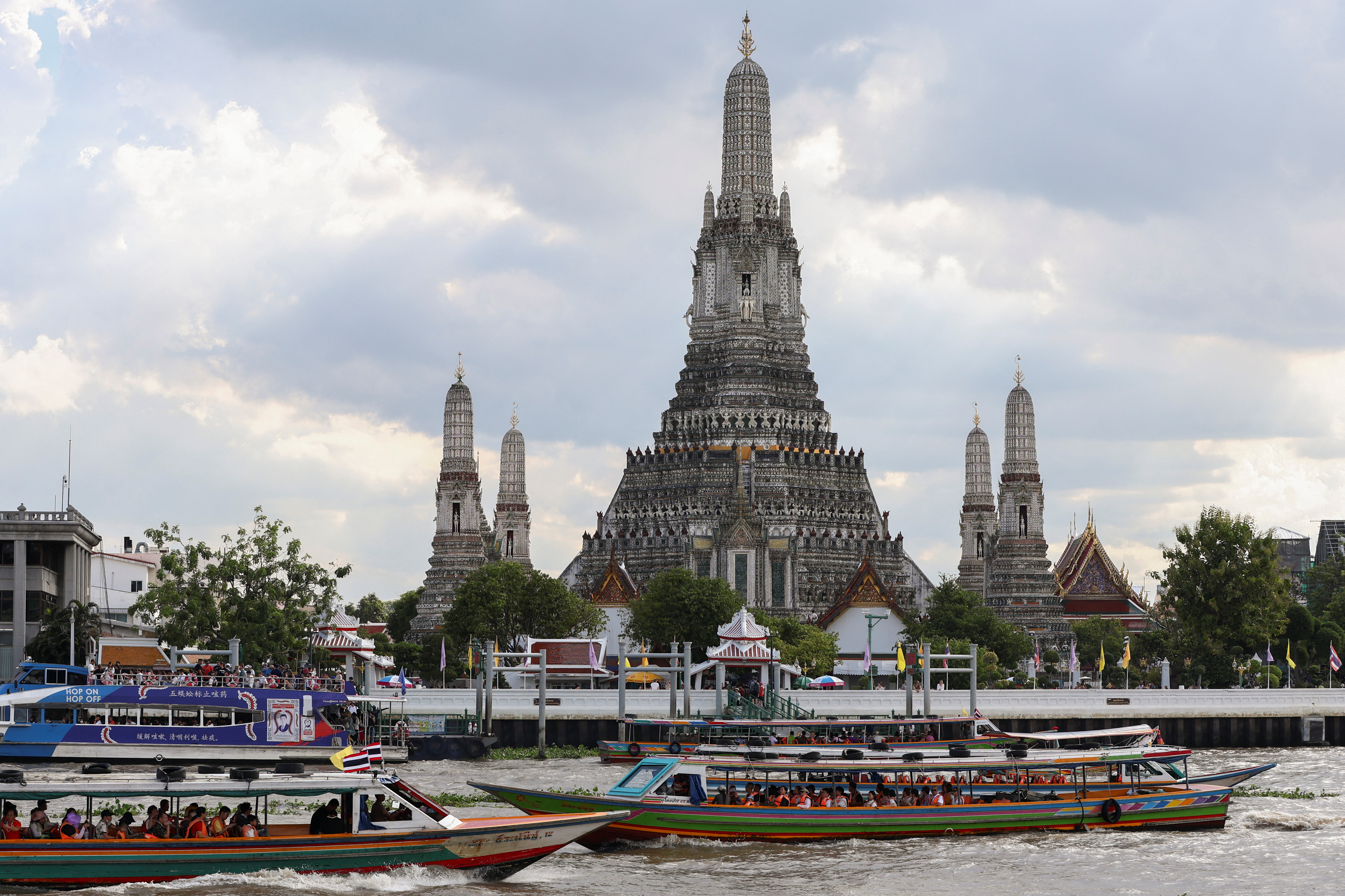 Russian Tourist, 22, Vanishes in Bangkok, Thailand