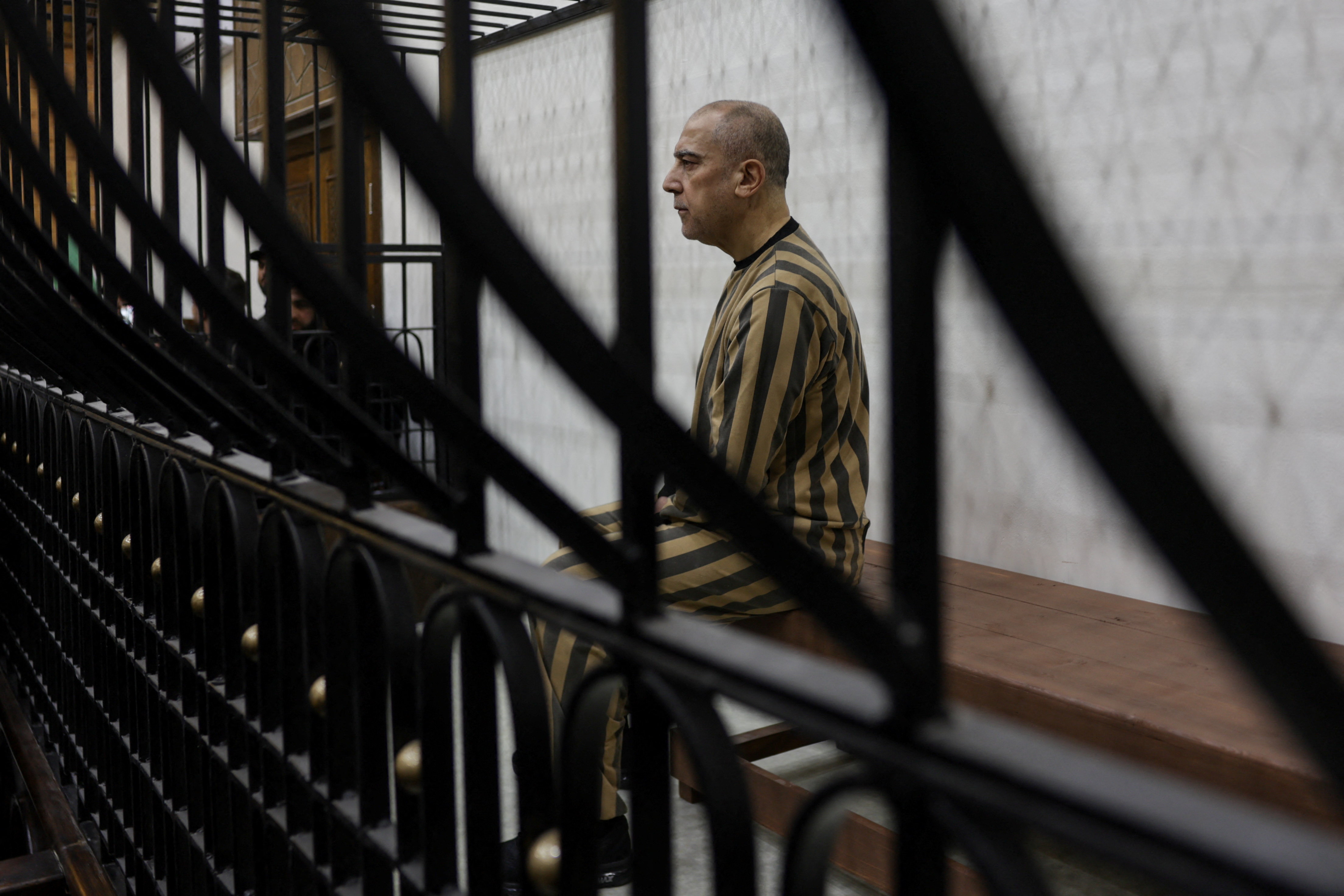 Двоюродного&nbsp; брата Асада приговорили к смертной казни