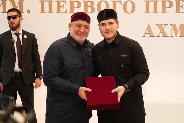 Адам Кадыров получил звание почетного гражданина Курчалоевского района Чечни